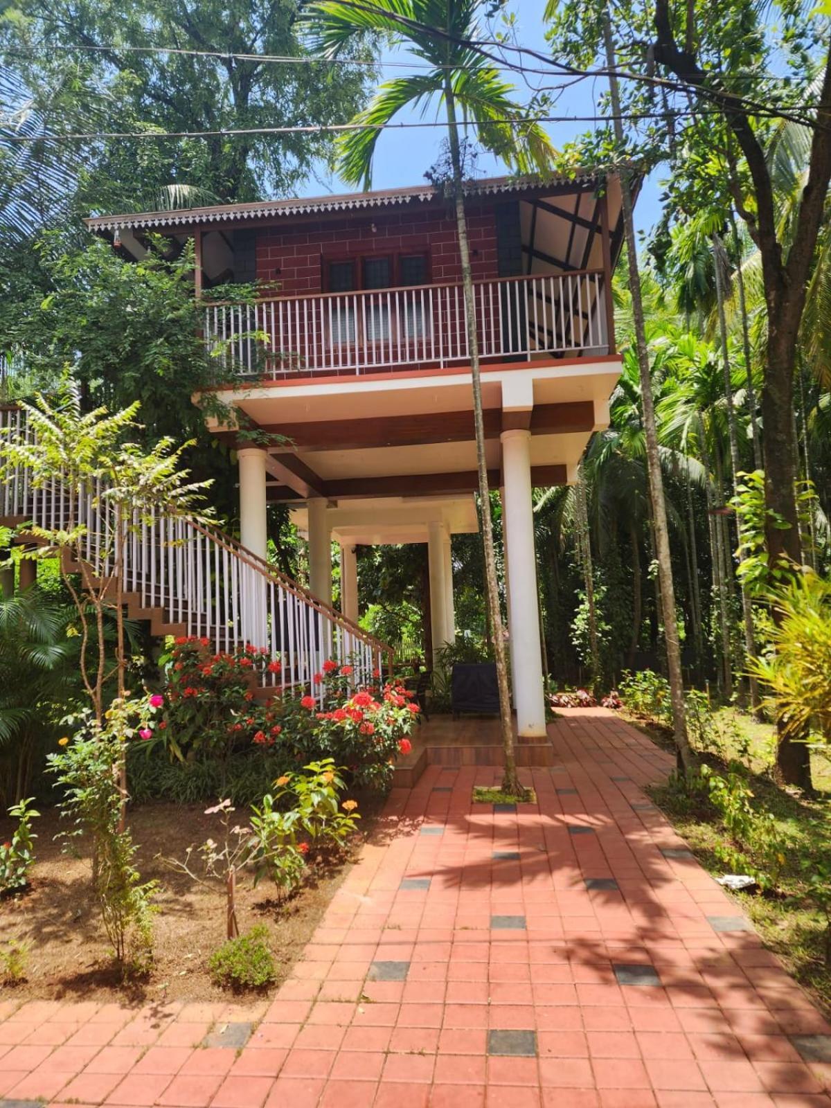 Serenity Villa And Treehouse Палаккад Экстерьер фото